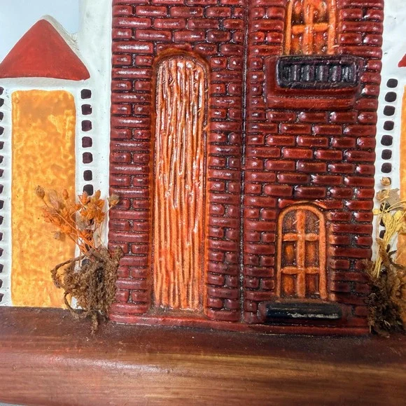 Hand Painted Ceramic House Wall Plaque Rustic Farmhouse Decor Vintage Style - Picture 9 of 9